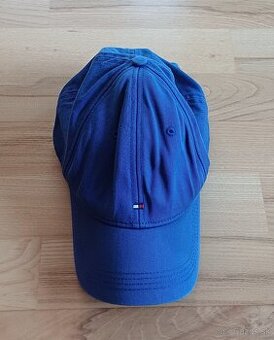 Tommy Hilfiger modrá