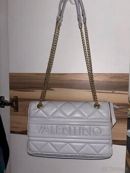 Štýlová kabelka Valentino – ako nová