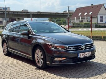 Volkswagen Passat Variant 2.0 TDI R-Line 4Motion DSG 140kw