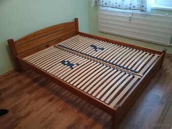 Postel 160cm, drevený masív