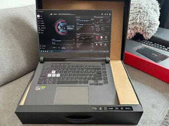 Asus ROG Strix G15 G513RM-HF340 Eclipse Gray