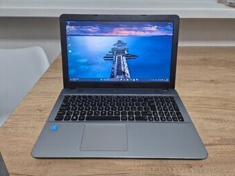Asus VivoBook X541NA/Intel N4200/4GB/HD/256GB SSD/Bat ok