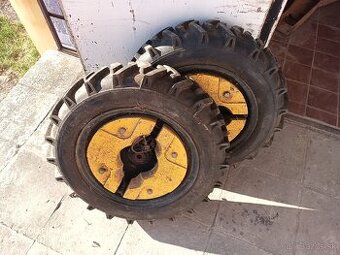 Predám na malotraktor Agzat Vari Tera 0950735425