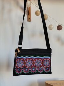 Male vysivane boho kabelky - 1
