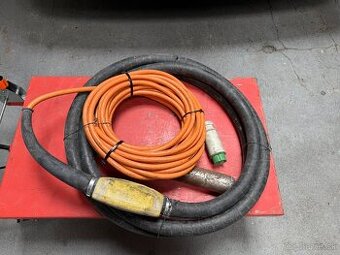 Ponorné a príložné vibrátory Wacker Neuson + meniče