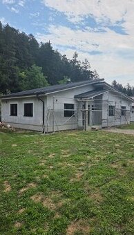 Stavebné práce (PB, PU, IL, TN a okolie)