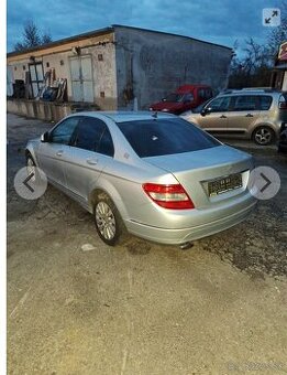 Rozpredám mercedes c220 cdi w204 125kw automat rok 08