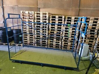 Prepravný skladový manipulačný vozík Riel