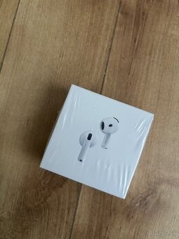 AirPods 4