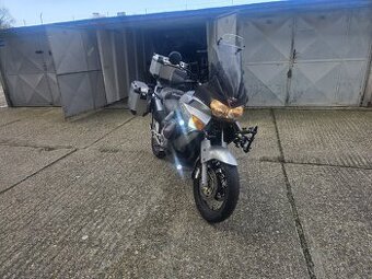 Predam hondu varadero xl 1000 r.v.2007