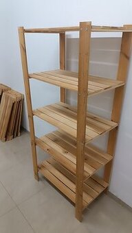 Drevené regály na predaj