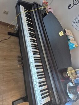 Yamaha clavinova