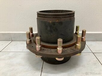 Náboj zadného kola Tatra T148