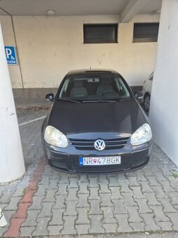 Volkswagen golf V