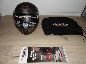 Predam krasnu novu moto prilbu CABERG LEVO PROSPECT MAT