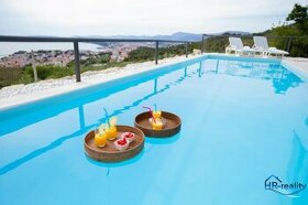 Split okolie – vila s nádherným výhľadom na more