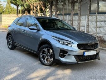 KIA XCEED 1.5 T-GDI GOLD 2022/ SK AUTO/ 1.MAJITEĽ/ NEBÚRANÉ