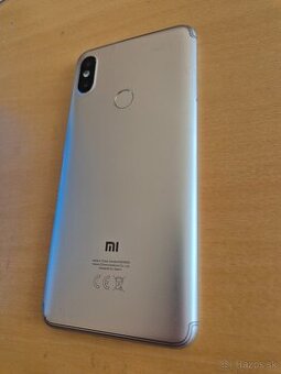Predam telefon Xiaomi Redmi S2 3/32 Gb