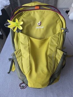 Turistický batoh Deuter Futura 22SL