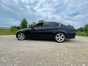 BMW e90 330i 2006