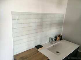 Sklenený panel na stenu - nový