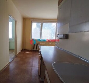 Predaj, 4 izbový byt - Levice (N039-114.MAHA)