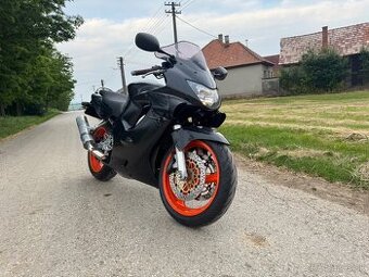 Honda CBR600 f4