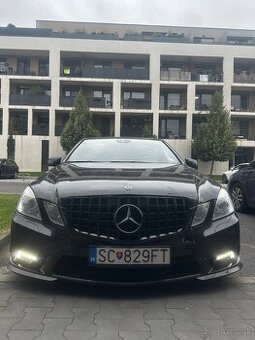 Mercedes benz e550 5.5 V8