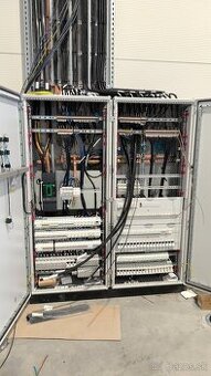 Partia 5 elektrikárov hľadá nové zákazky