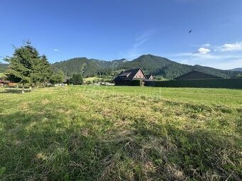 Stavebný pozemok v malebnom podhorskom prostredí - Lazi…