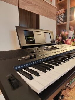 Keyboard - YAMAHA PSR E463