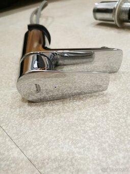 Grohe Start Edge - Umývadlová batéria s výpustom Push-Open