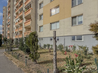 BOSEN | Zrekonštruovaný 3izbový byt s loggiou, 75m2.