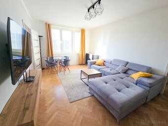 3 izb byt, novo zariadený, blízko centra, 73 m2, parkovanie
