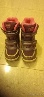 Zimne dievcenske topanky