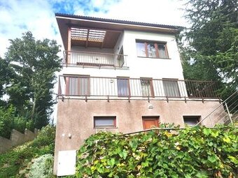 PRENÁJOM – 7 izbový rodinný dom s krásnym výhľadom - BA IV