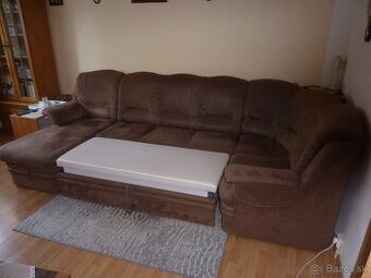 Rohová sedacia súprava.