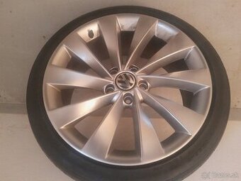 VW ALU 225/40 ZR 18 LETNE - 1