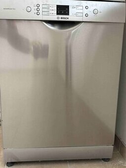Predám umývačku riadu zn. Bosch pre 10 súprav