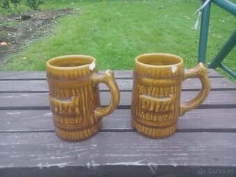 Darujem dva pohare na pivo