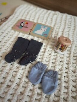 ✅𝐍𝐎𝐕𝐎𝐑𝐎𝐃𝐄𝐍𝐄𝐂𝐊𝐄́✅rukavičky, ponožky a čiapky