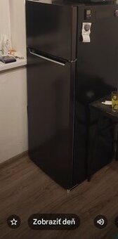 Chladnička s mrazničkou Siguro-čierna