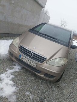 Mercedes benz a180