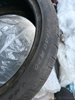 PIRELLI 2KS  245/40 R20 SOTTOZERO 3 5,5mm