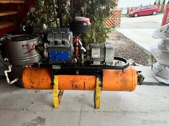 Kompresor Orlik 3-valec s motorom a nádržou