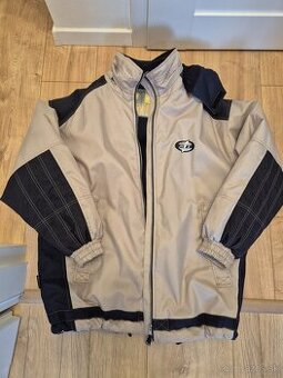 Zimna bunda s kapucňou veĺ 50