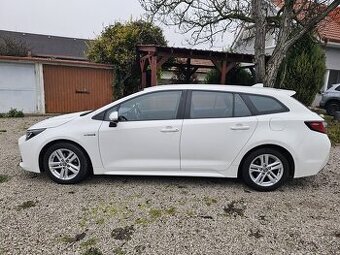 Toyota Corolla Hybrid Combi