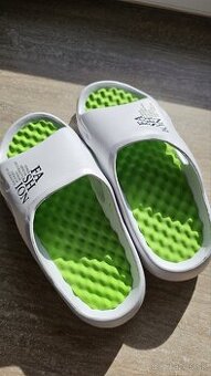 Masážne šľapky pánske - dámske