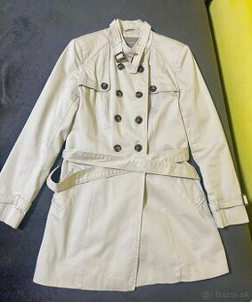 Krásny dievčenský/dámsky kabát Orsay