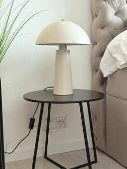 Nočný /príručný stolík